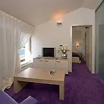Boutique Adoral 4*