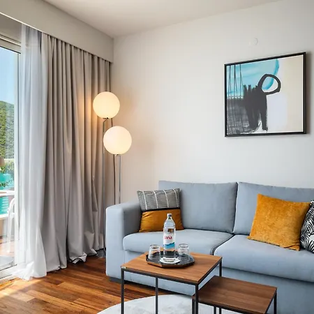 Boutique Adoral 4*