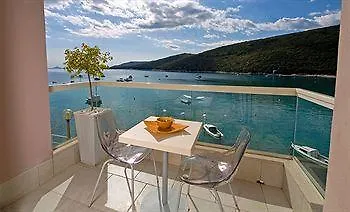 Hotel Boutique Adoral 4*