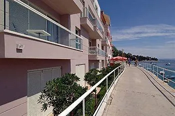 Boutique Adoral Rabac