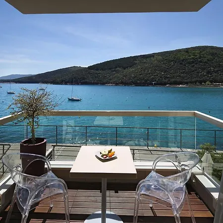 Boutique Adoral Hotel