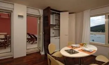 호텔 Boutique Adoral 4*