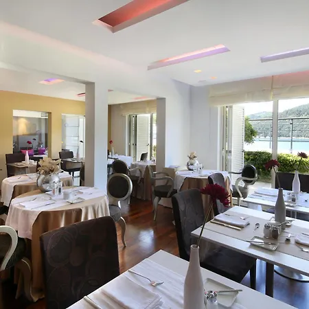Boutique Adoral Hotel 4*
