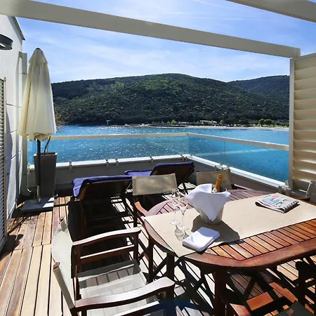 Boutique Adoral 4*
