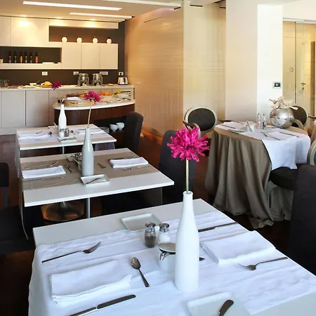 Boutique Adoral 4*