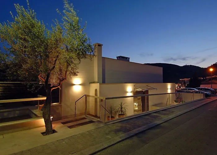 Hotel Boutique Adoral