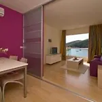 Boutique Adoral Rabac