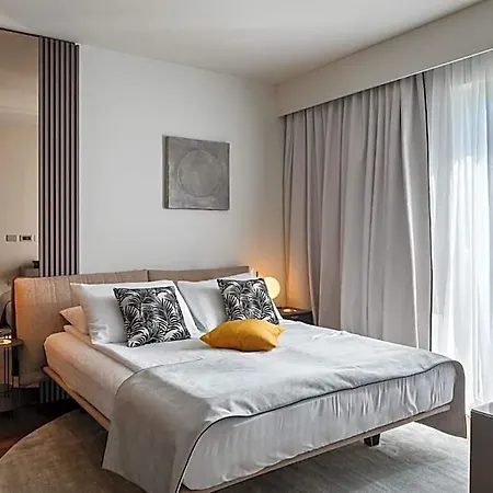 Boutique Adoral Hotel