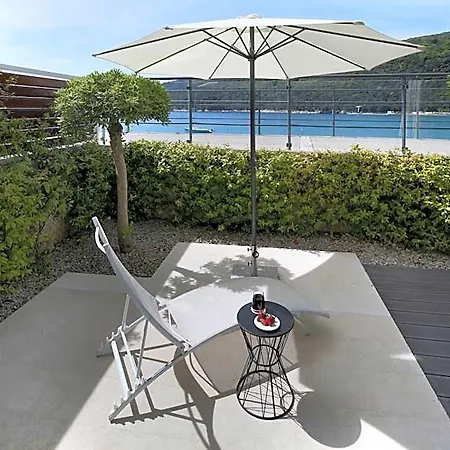 Boutique Adoral Rabac