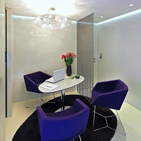 Hotel Boutique Adoral 4*