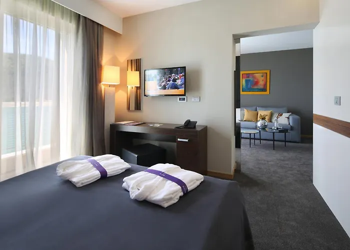 Boutique Adoral Hotel 4*