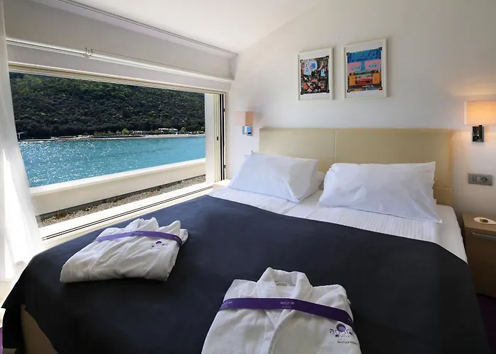 Boutique Adoral Rabac