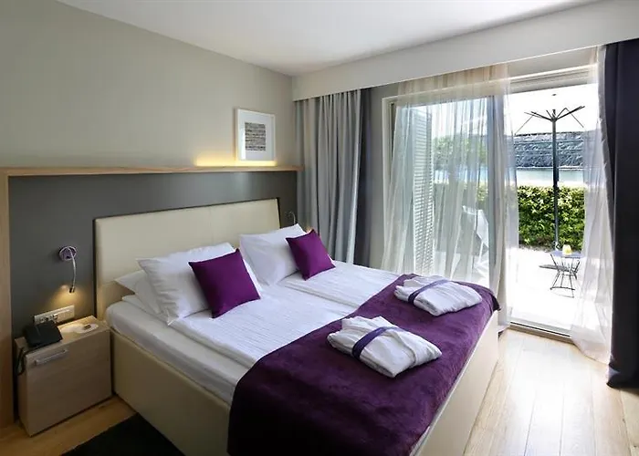 Hotell Boutique Adoral 4*